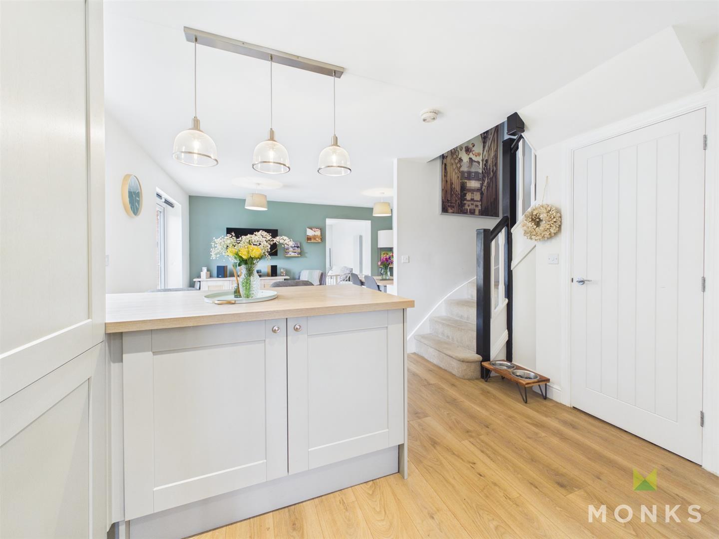 28 Holgate Drive, Shrewsbury, SY1 4TD For Sale